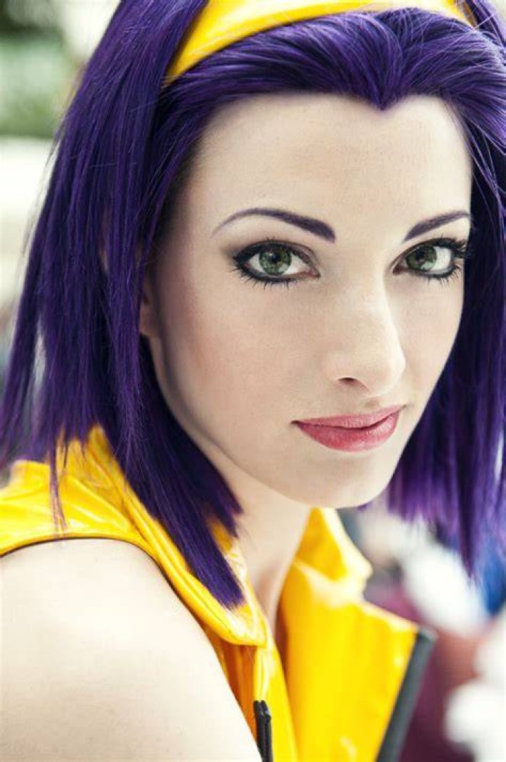 13 Best Faye Cosplay From Cowboy Bebop