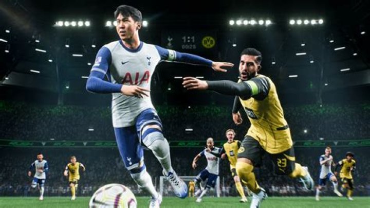 FIFA-23-lengthy-players An official screenshot of FIFA 23, featuring a Juventus player pointing at his back