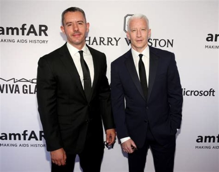 Anderson Cooper and boyfriend split Was a doctor involved?