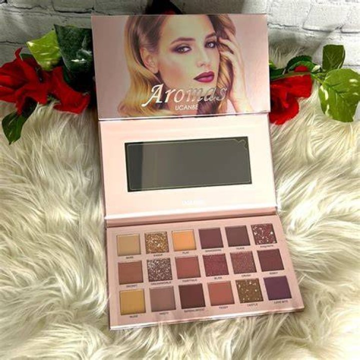Aromas Eyeshadow Palette