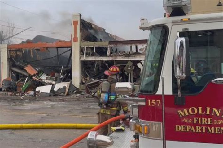 Child, pets safe after fire in Moline