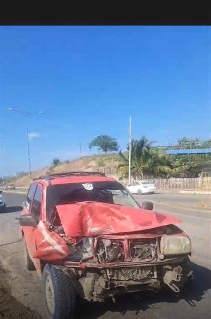 Conducir provoca la caída del cabello Fast and the Furious meme.