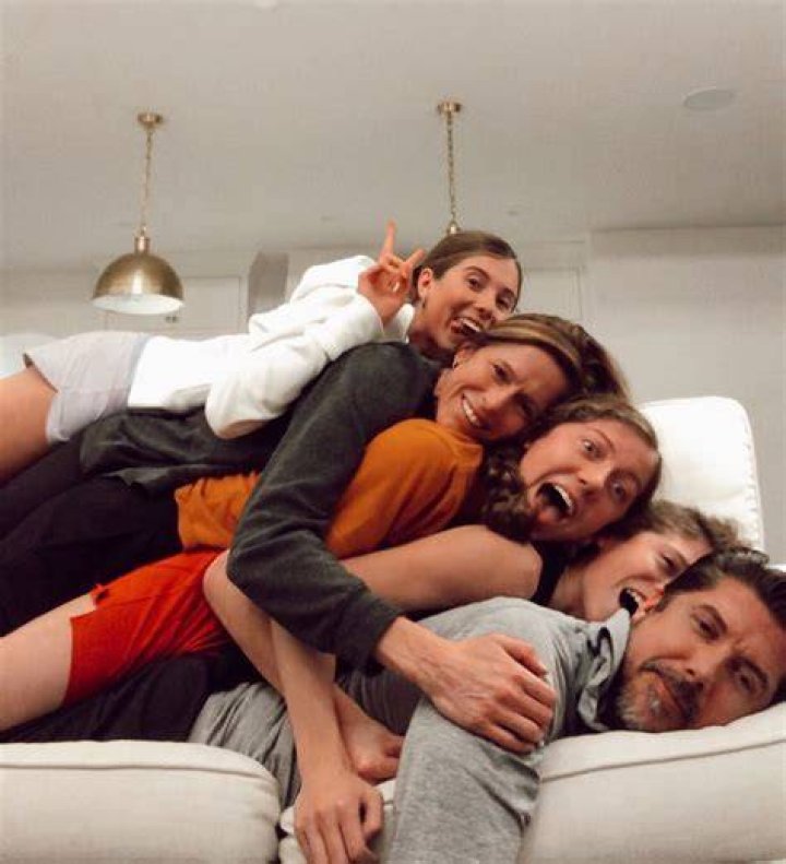 Ella Swindle With Her Family
