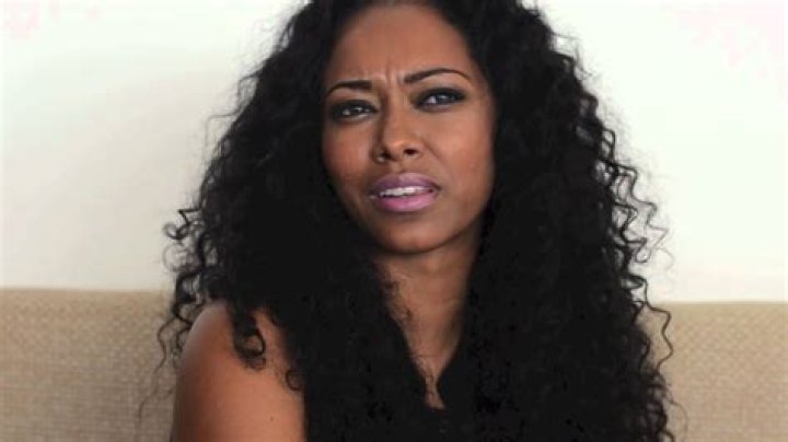 Exclusive Esther Baxter Talks Acting, Cooking, and Her Experience in
