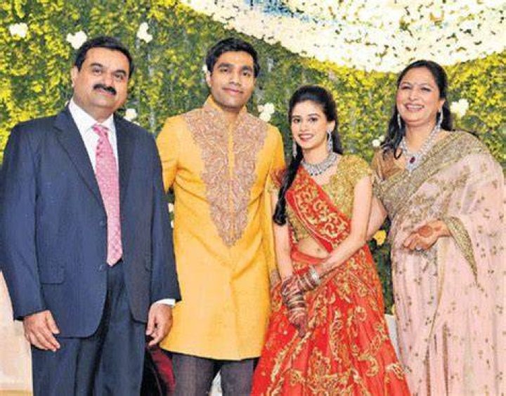 Gautam Adani wife Priti Adani