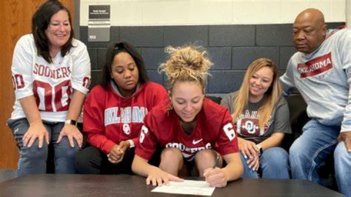 Jayda Coleman With Her Family