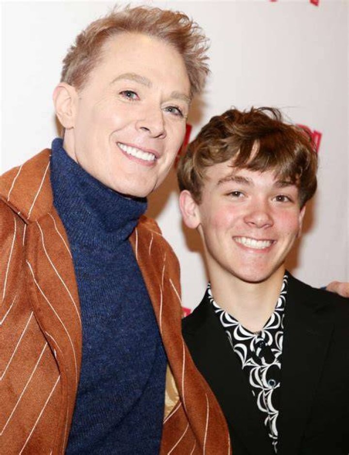 Jaymes Foster Bio, Age, Height, Net Worth, Boyfriend, Dating