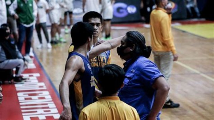 John Amores punches CSB players