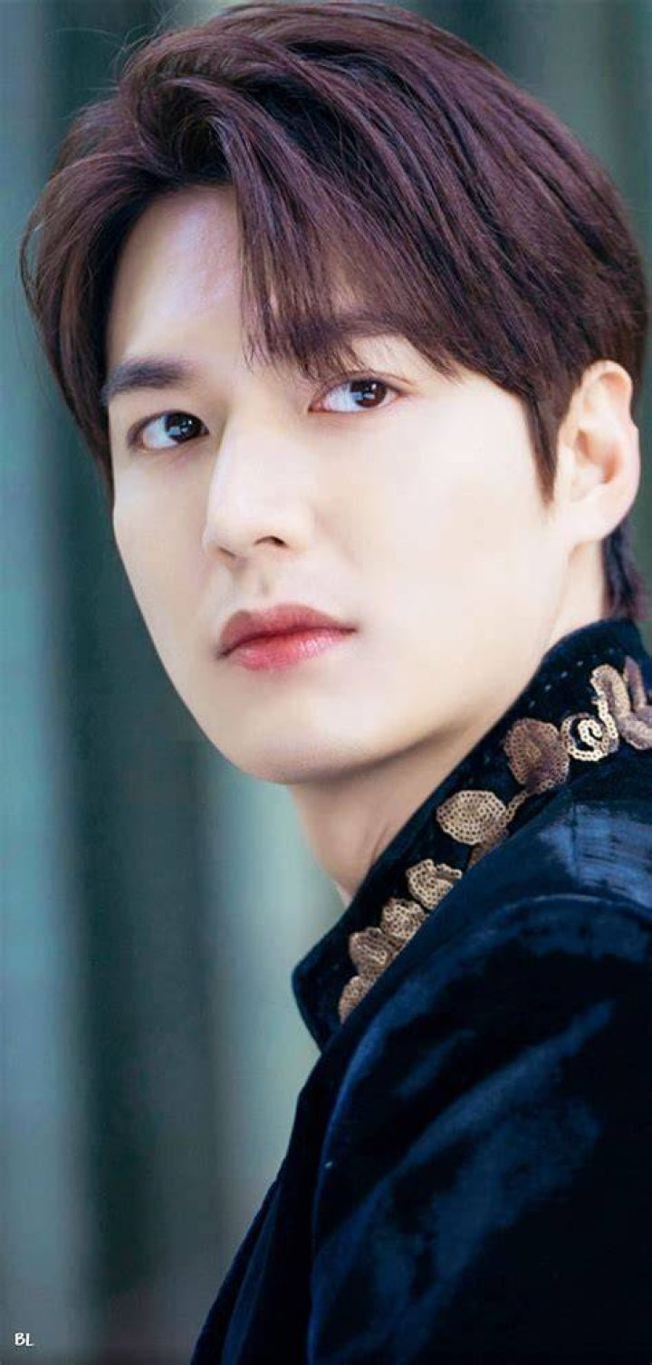 Korea Comeback Istimewa Lee Min Ho Hd 1000x1250 Wallpaper teahub.io