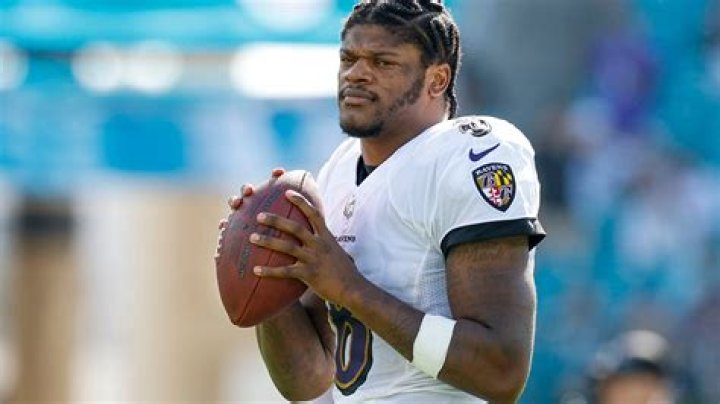 Lamar Jackson Wife: Is Lamar Jackson married? Age, Net Worth, Contact & More 1 Lamar Jackson's Girlfriend Jamie Taylor