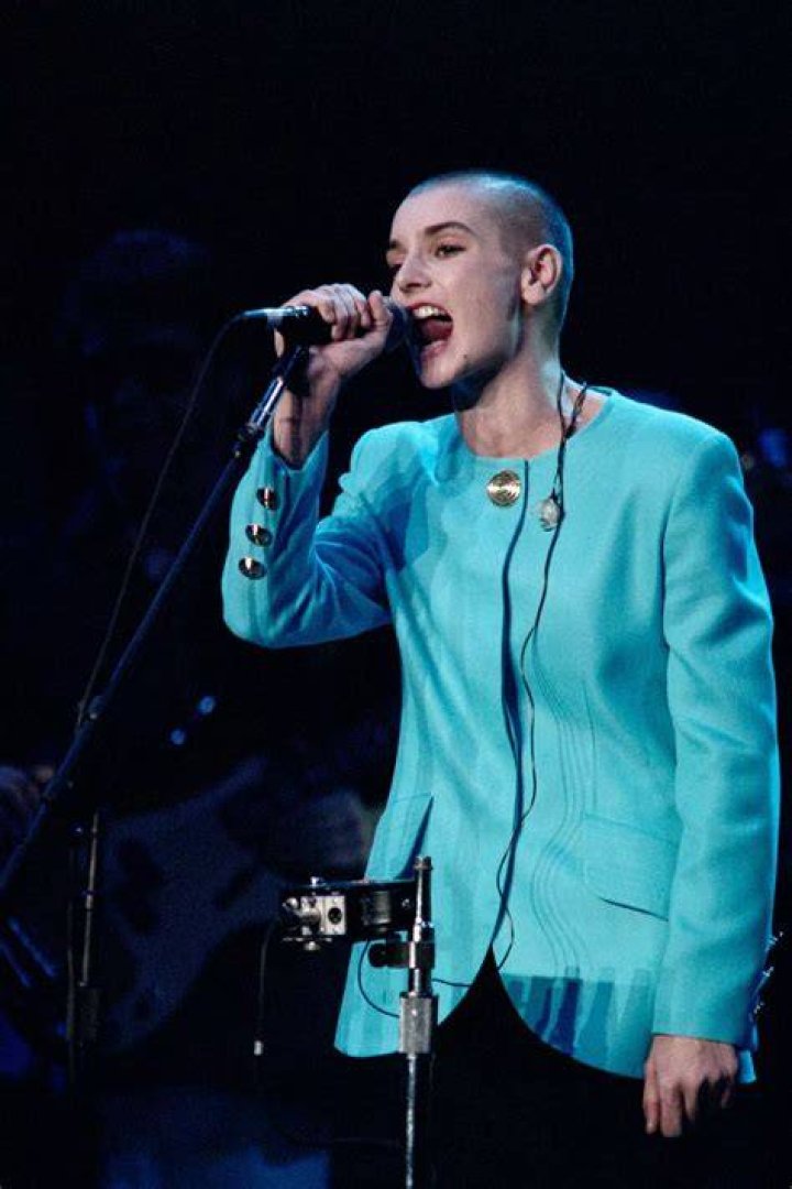 Late Irish singer Sinead O'Connor (Credits: People)
