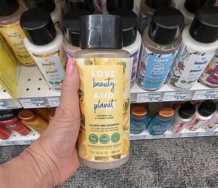 Love Beauty and Planet Light Hold & Frizz Control Hair Spray