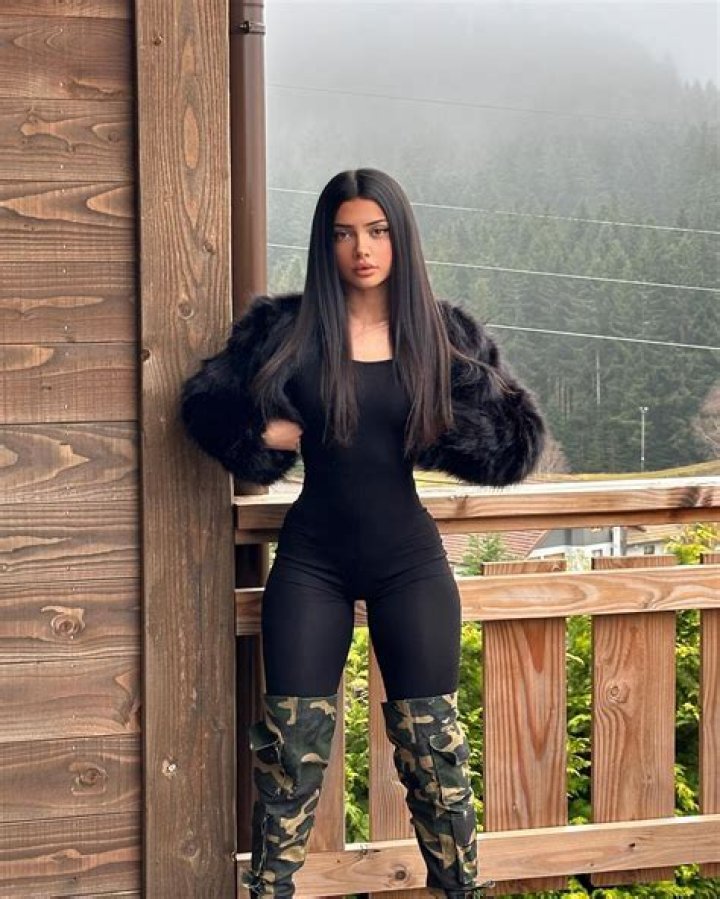 Melimtx Bio, Age, Height Models Biography