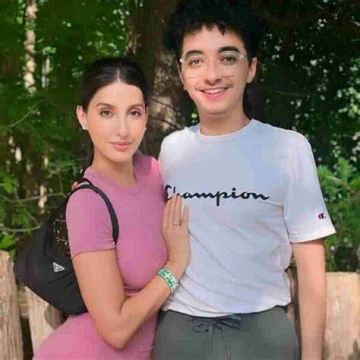 Nora Fatehi Age Height Weight Net Worth Boyfriend Family Body Measurement (Figure Body Stats) Salary Education Favorites Hot