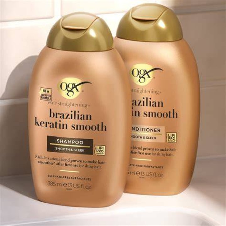 OGX Ever Strengthening + Brazilian Keratin Smooth SHAMPOO
