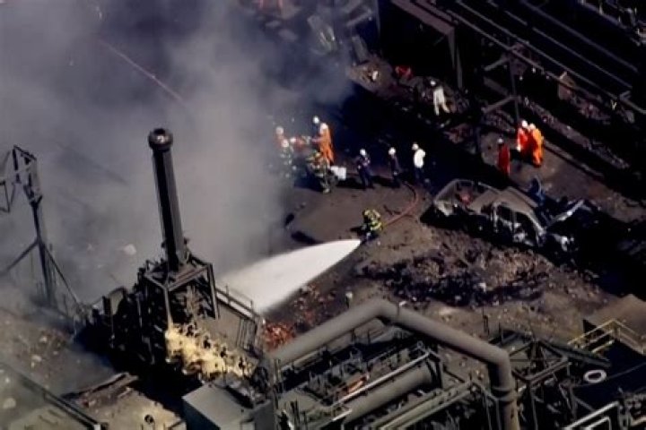 Possible explosion at Davenport restaurant