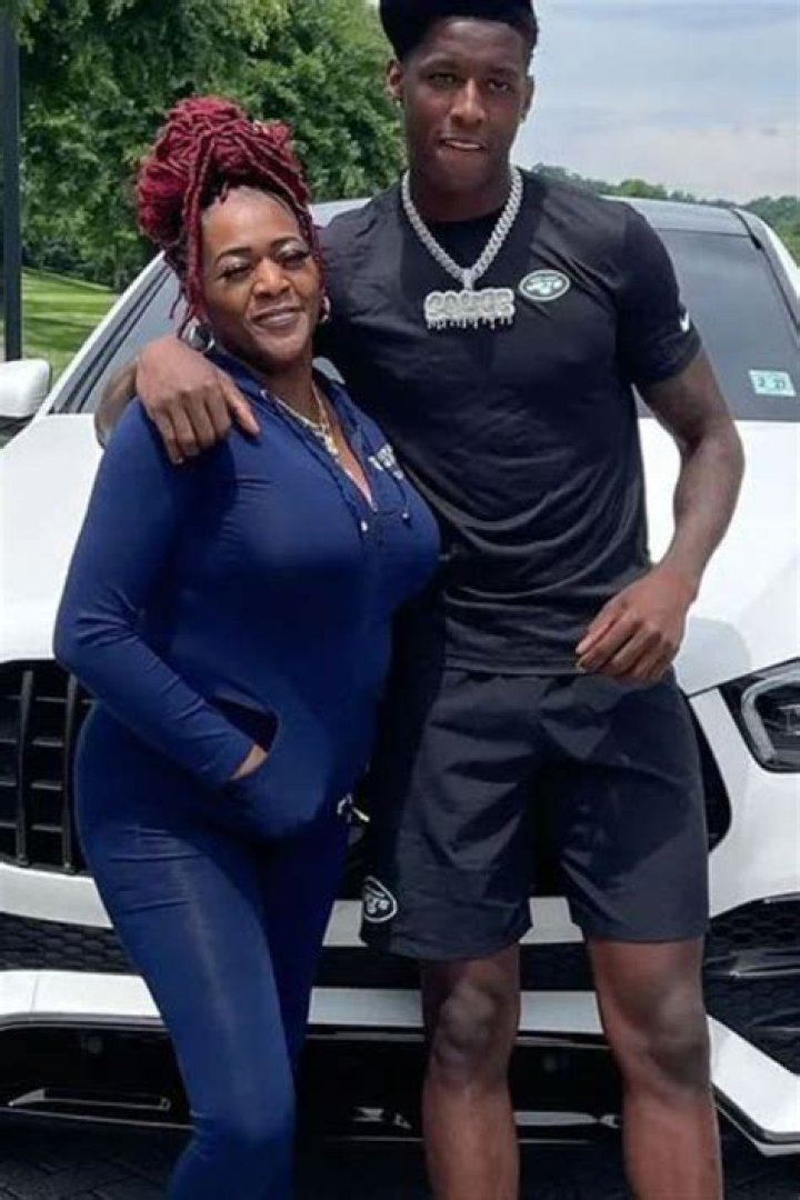 Sauce Gardner With His Mother