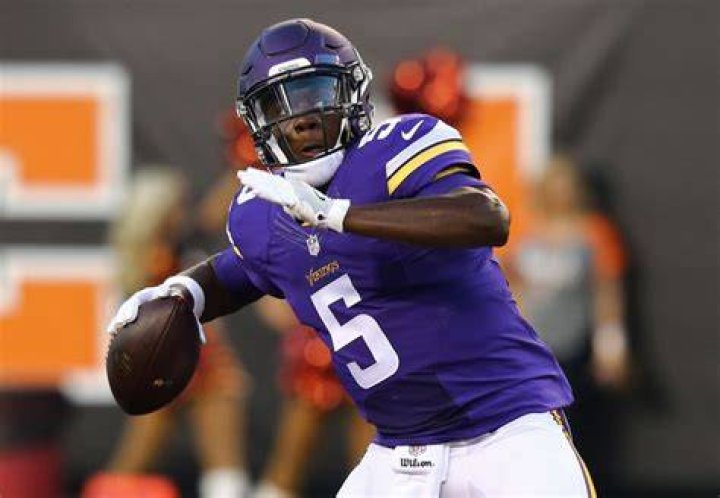 Teddy Bridgewater injured his leg