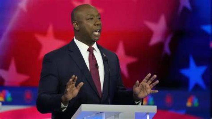 Tim Scott appears with girlfriend at debate