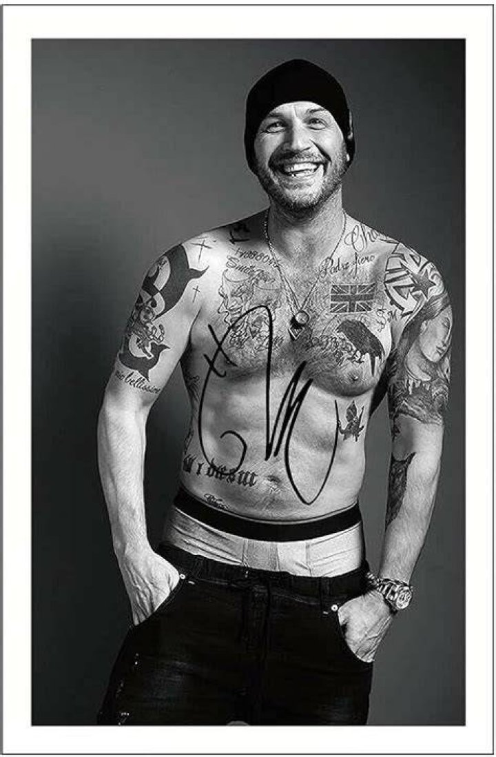 tom hardy scorpion tattoo