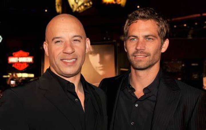 Vin Diesel y Paul Walker en un meme de Rápidos y Furiosos.