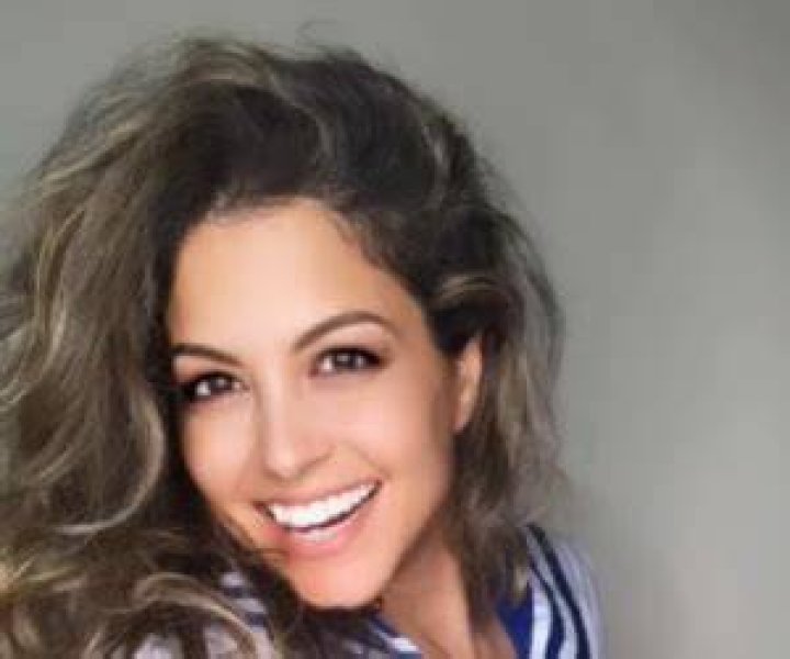 Who Is Gloria Velez's Baby Daddy?