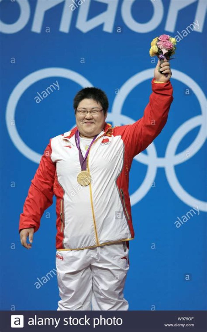 Zhou Lulu 