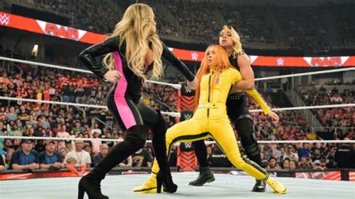 Zoey And Trish Alliance Against Becky